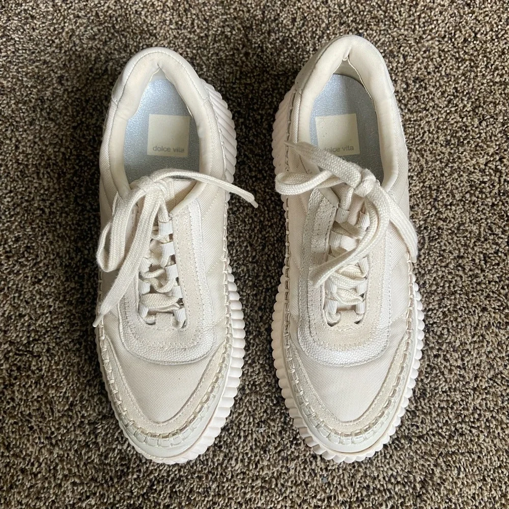 Dolce Vita Platform Sneaker Size 7.5